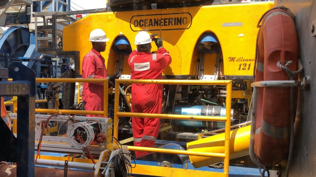 Com sua visão estratégica e compromisso com a excelência, a Oceaneering reafirma seu papel como parceira fundamental para o avanço da indústria energética no Brasil.